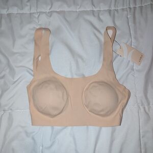 NWT Lively Sleek Scoop Bralette Size M